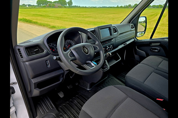 Renault Master T33 2.3 dCi 135 L2 H2 Comfort - 135 Pk - Euro 6 - Navi - Airco - Cruise Control