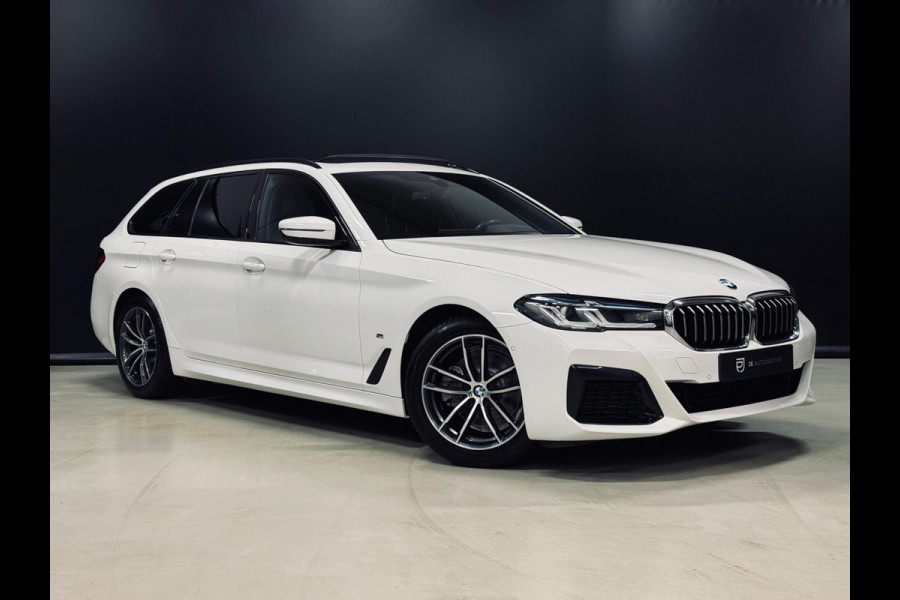 BMW 5 Serie Touring 520i 184PK High Executive M-Pakket, Pano, Laser Koplampen, Hud, Cam, Leder, Apple Carplay, Volledig Onderhoud