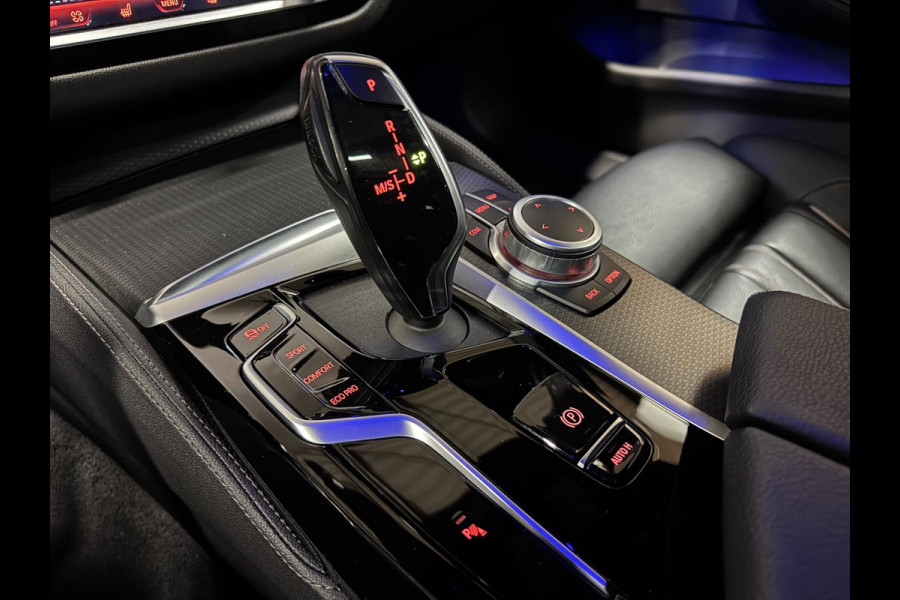BMW 5 Serie Touring 520i 184PK High Executive M-Pakket, Pano, Laser Koplampen, Hud, Cam, Leder, Apple Carplay, Volledig Onderhoud