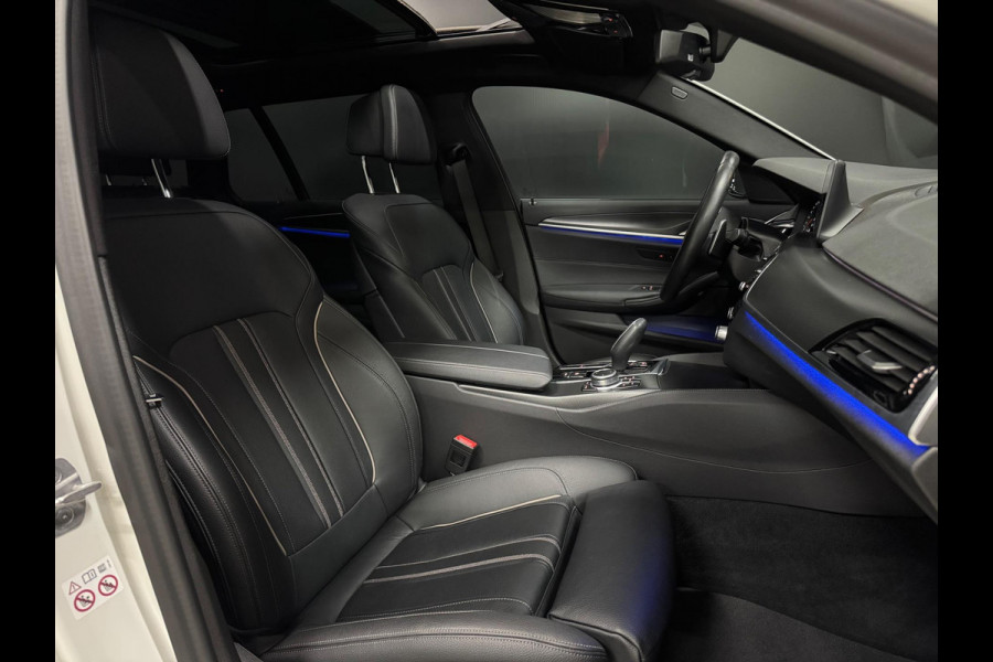 BMW 5 Serie Touring 520i 184PK High Executive M-Pakket, Pano, Laser Koplampen, Hud, Cam, Leder, Apple Carplay, Volledig Onderhoud