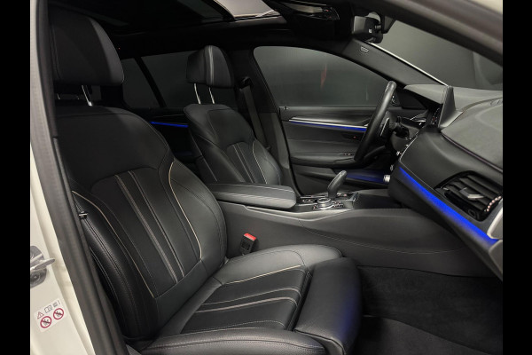 BMW 5 Serie Touring 520i 184PK High Executive M-Pakket, Pano, Laser Koplampen, Hud, Cam, Leder, Apple Carplay, Volledig Onderhoud