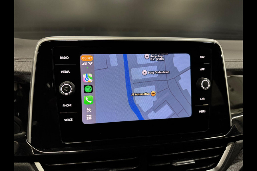 Volkswagen T-Roc 1.5 TSI 2X R-Line 150PK, Virtual Cockpit, Apple Carplay, Multistuur, Cam, ACC, Private Glas, Dealer Onderhouden