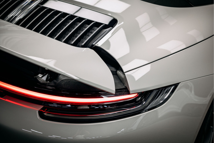 Porsche 911 3.0 Carrera GTS Cabriolet Krijtgrijs | Lift | BTW | Bose | krijt stiksel | 360 camera Nieuwstaat