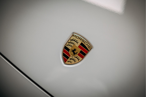 Porsche 911 3.0 Carrera GTS Cabriolet Krijtgrijs | Lift | BTW | Bose | krijt stiksel | 360 camera Nieuwstaat