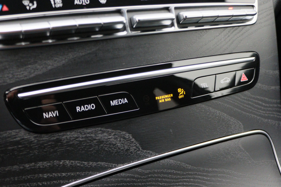 Mercedes-Benz C-Klasse Estate 180 Business Solution AMG Virtual Cockpit, Elektrische Stoelen, Sfeerverlichting, Cruise, LED, Trekhaak