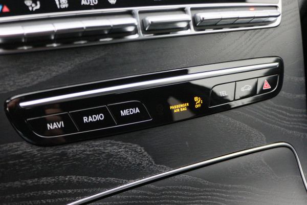 Mercedes-Benz C-Klasse Estate 180 Business Solution AMG Virtual Cockpit, Elektrische Stoelen, Sfeerverlichting, Cruise, LED, Trekhaak