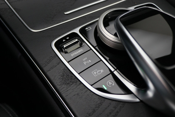 Mercedes-Benz C-Klasse Estate 180 Business Solution AMG Virtual Cockpit, Elektrische Stoelen, Sfeerverlichting, Cruise, LED, Trekhaak