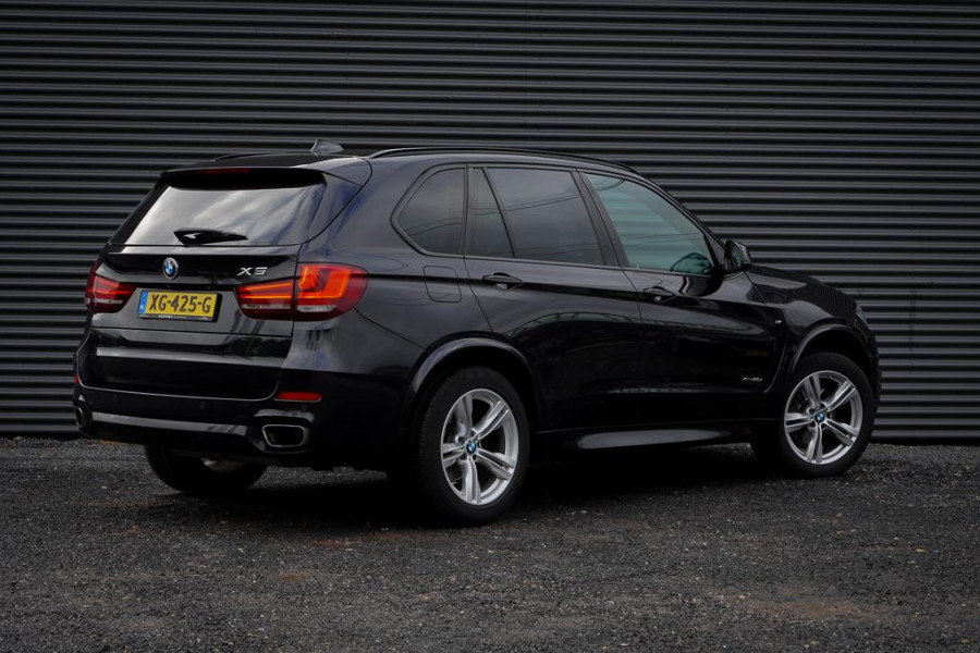 BMW X5 xDrive25d High Executive / M-Sport / Trekhaak / NL Auto / Memory