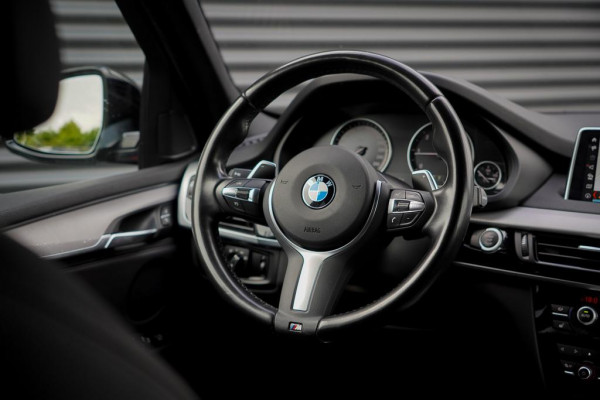 BMW X5 xDrive25d High Executive / M-Sport / Trekhaak / NL Auto / Memory