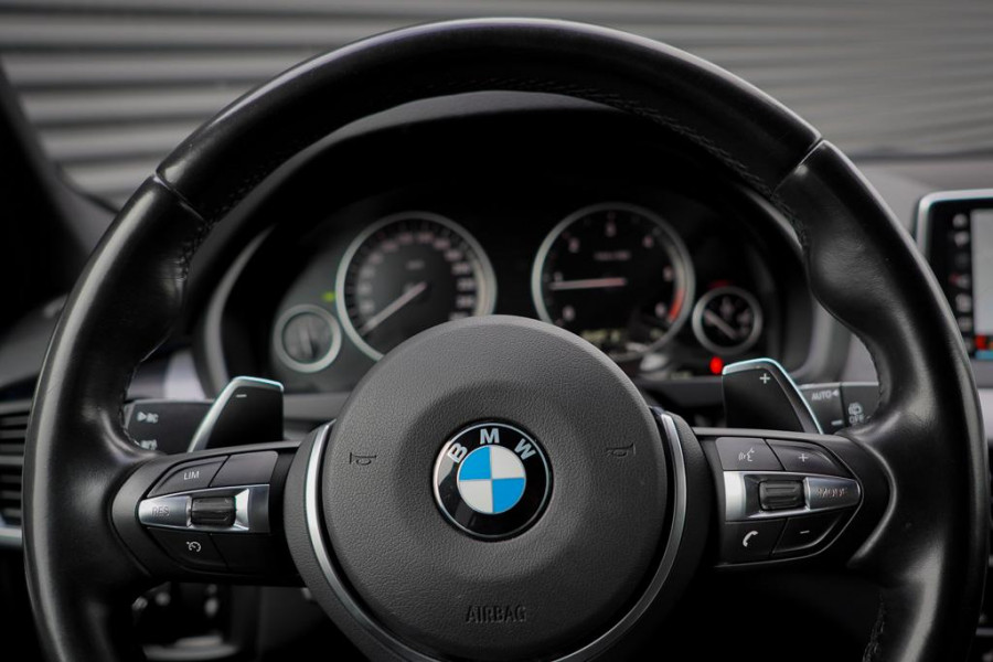 BMW X5 xDrive25d High Executive / M-Sport / Trekhaak / NL Auto / Memory