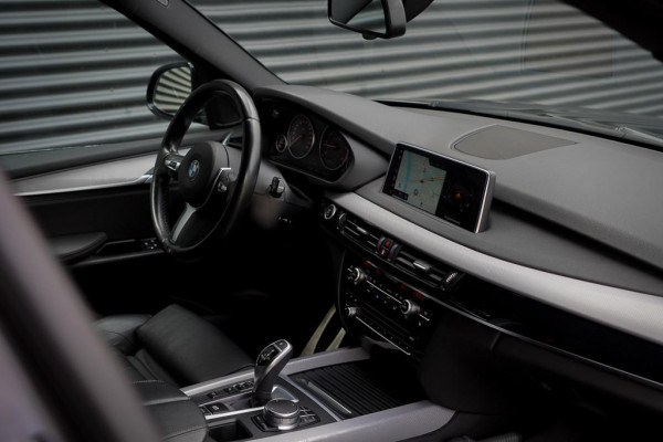 BMW X5 xDrive25d High Executive / M-Sport / Trekhaak / NL Auto / Memory