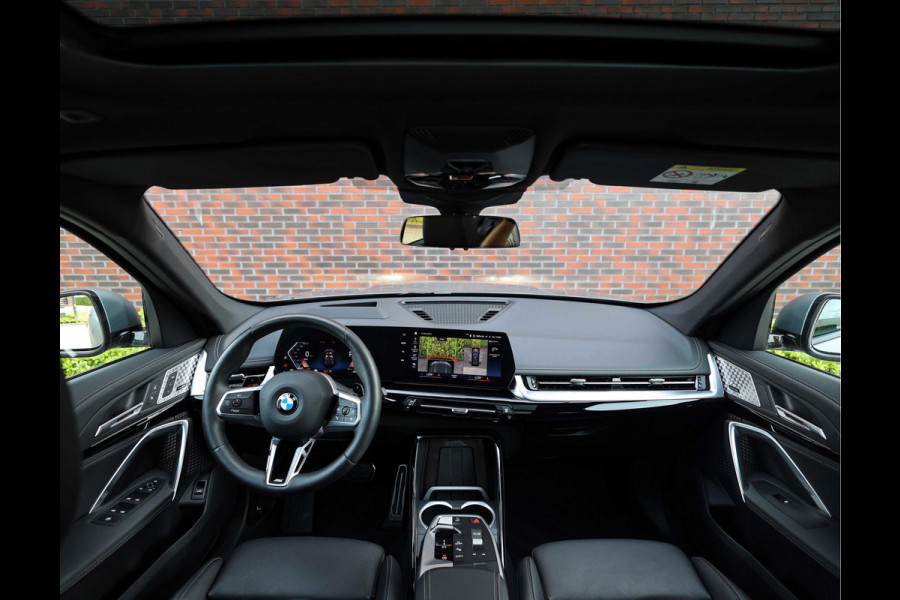 BMW X1 23i x-Drive *Pano*M-Sport*Head-Up*Uniek!*