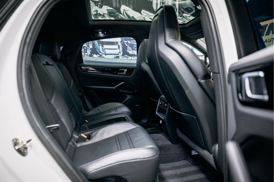 Porsche Cayenne Coupé 3.0 E-Hybrid NL geleverde Cayenne Coupe