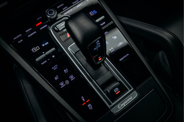 Porsche Cayenne Coupé 3.0 E-Hybrid NL geleverde Cayenne Coupe