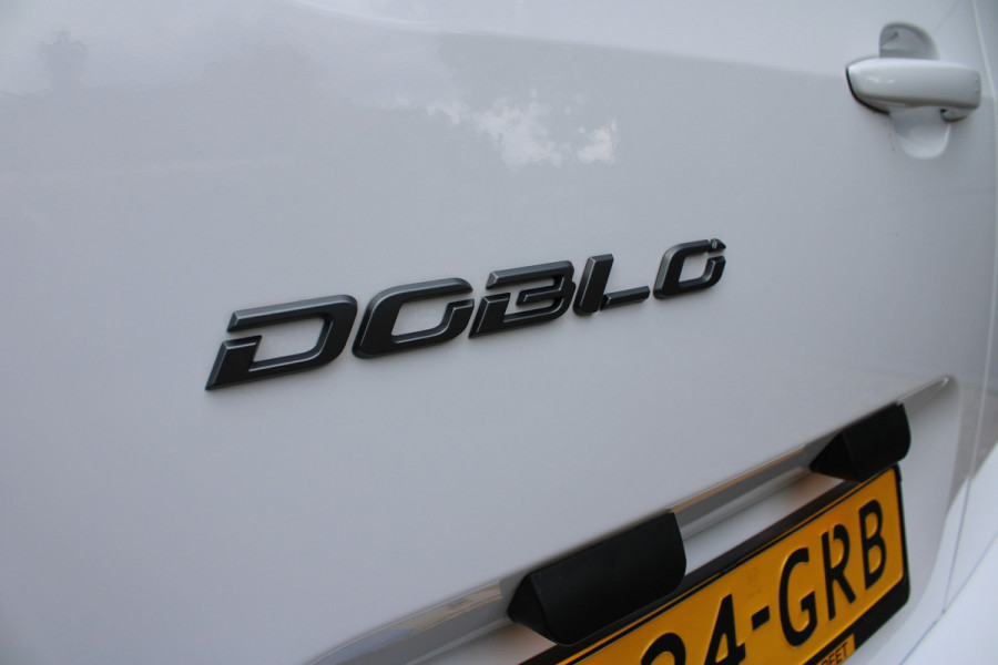 Fiat Doblò 1.5 BlueHDi 100 S&S L1 1000kg | Cruise control | Stoelverwarming | Trekhaak voorbereid | Carplay | DAB