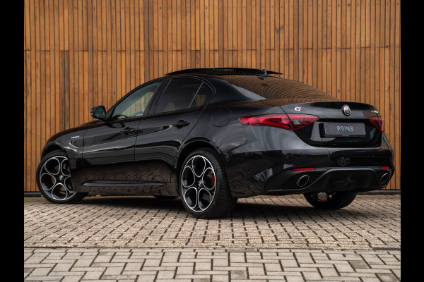 Alfa Romeo Giulia 2.0T AWD Veloce 280pk | Pano-dak | Harman/Kardon | Adapt. cruise