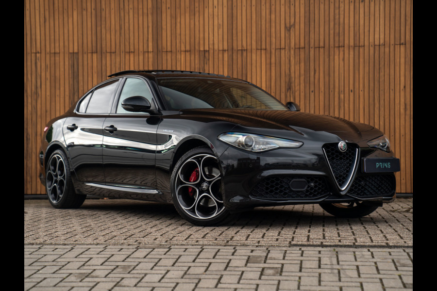 Alfa Romeo Giulia 2.0T AWD Veloce 280pk | Pano-dak | Harman/Kardon | Adapt. cruise