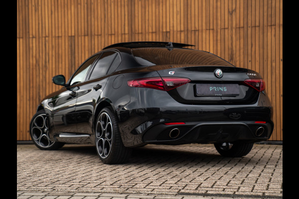 Alfa Romeo Giulia 2.0T AWD Veloce 280pk | Pano-dak | Harman/Kardon | Adapt. cruise