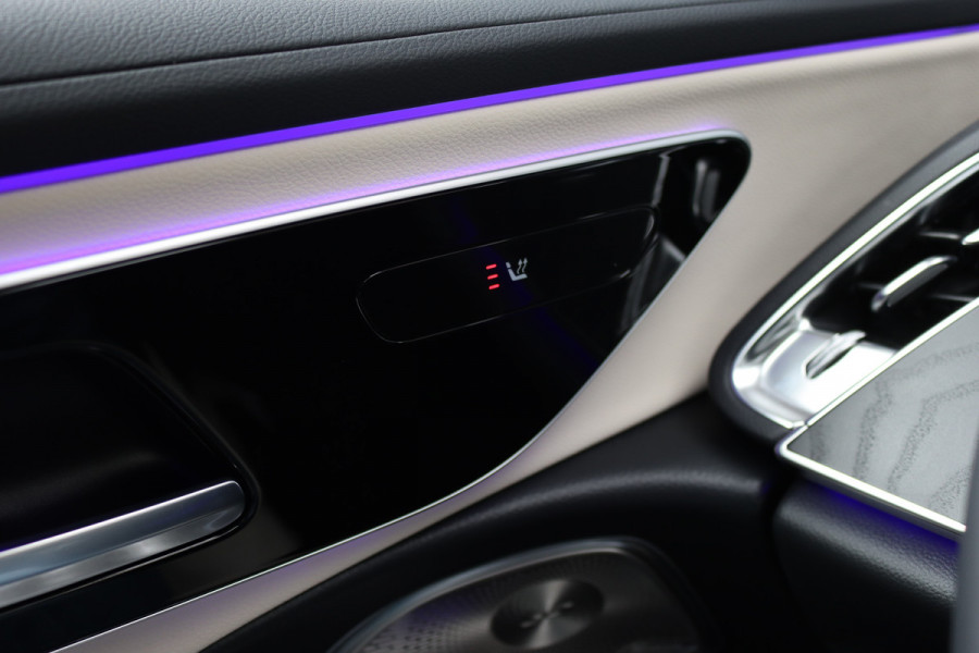 Mercedes-Benz E-Klasse Estate 300 e Luxury Line Aut9 | Distronic+ | Trekhaak | Burmester | Keyless Go | Geluidsisolerend Glas | Rijassitentiepakket | Zitcomfortpakket |