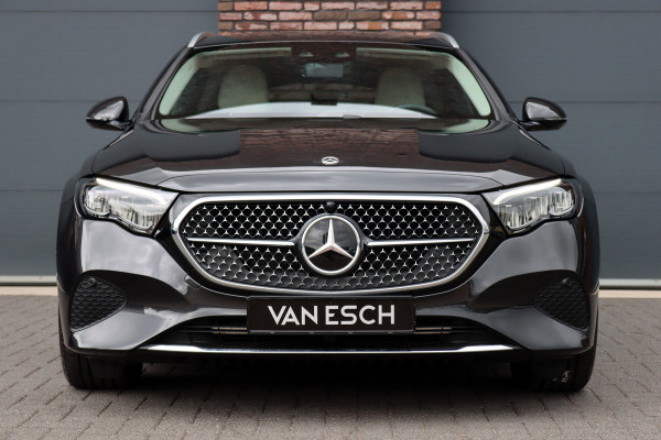 Mercedes-Benz E-Klasse Estate 300 e Luxury Line Aut9 | Distronic+ | Trekhaak | Burmester | Keyless Go | Geluidsisolerend Glas | Rijassitentiepakket | Zitcomfortpakket |