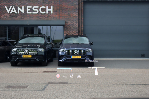 Mercedes-Benz E-Klasse Estate 300 e Luxury Line Aut9 | Distronic+ | Trekhaak | Burmester | Keyless Go | Geluidsisolerend Glas | Rijassitentiepakket | Zitcomfortpakket |