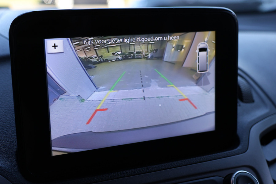Ford Transit Connect 1.5 EcoBlue 120PK L2 | Navigatie | CarPlay | Camera | Cruise control | 3-Zitter | Trekhaak | Airco | PDC | Airco | Dealer onderhouden | Nieuwe APK | Onderhoudsbeurt
