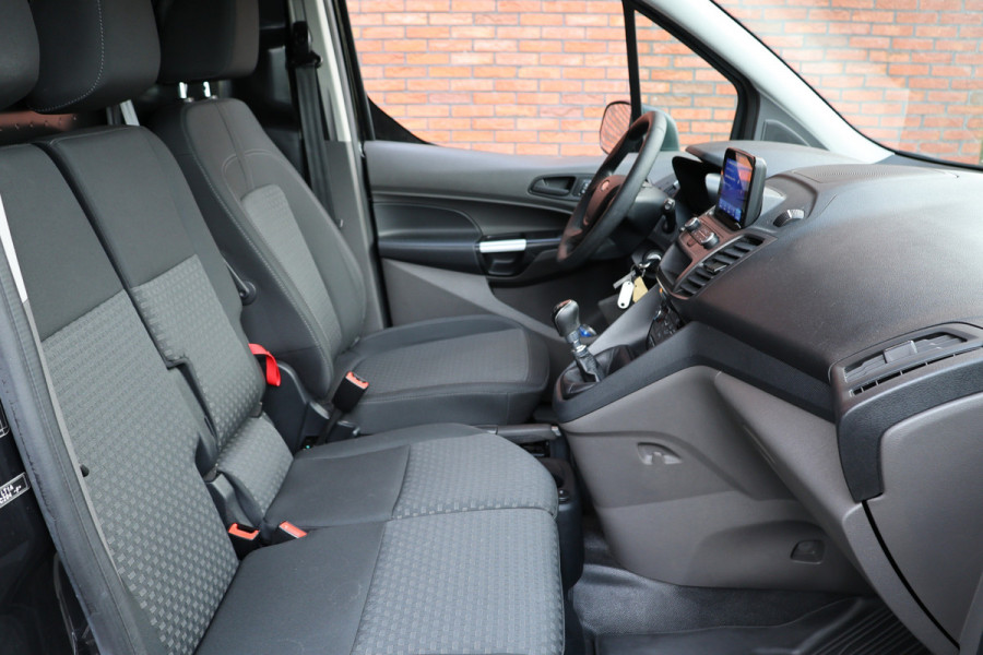 Ford Transit Connect 1.5 EcoBlue 120PK L2 | Navigatie | CarPlay | Camera | Cruise control | 3-Zitter | Trekhaak | Airco | PDC | Airco | Dealer onderhouden | Nieuwe APK | Onderhoudsbeurt