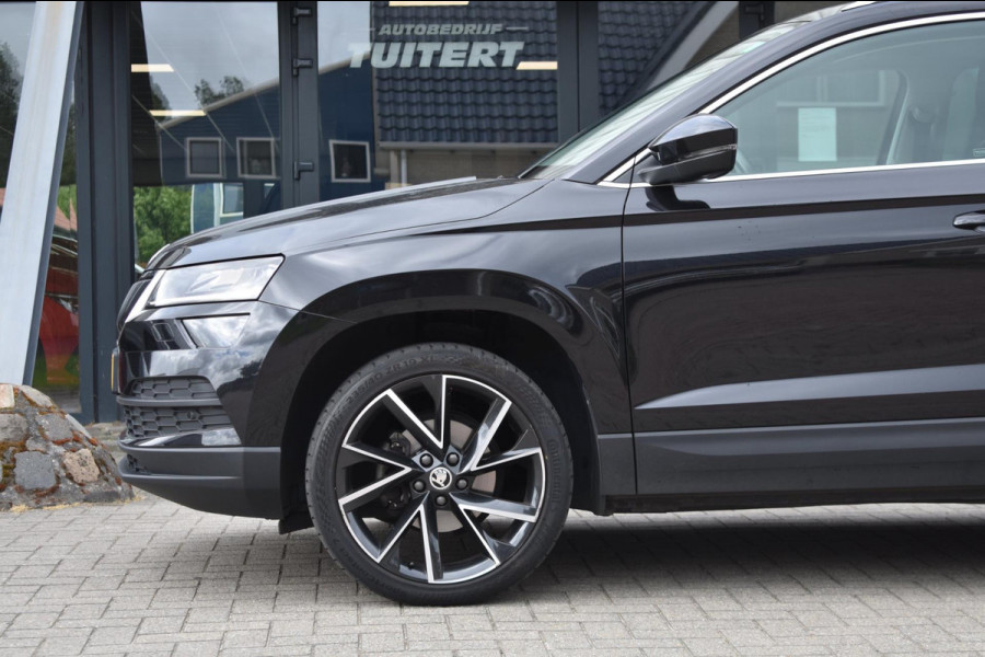 Škoda Karoq 1.5 TSI ACT | LEDER | TREKHAAK | CAMERA | APPLE CARPLAY | ANDROID AUTO | STOELVERWARMING | DEALER ONDERHOUDEN