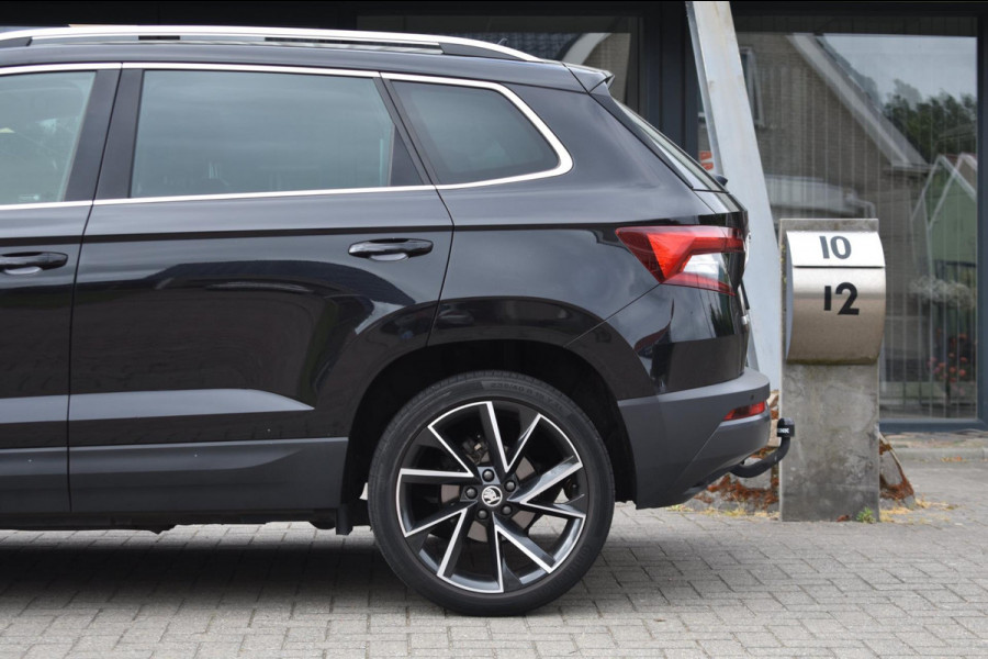 Škoda Karoq 1.5 TSI ACT | LEDER | TREKHAAK | CAMERA | APPLE CARPLAY | ANDROID AUTO | STOELVERWARMING | DEALER ONDERHOUDEN