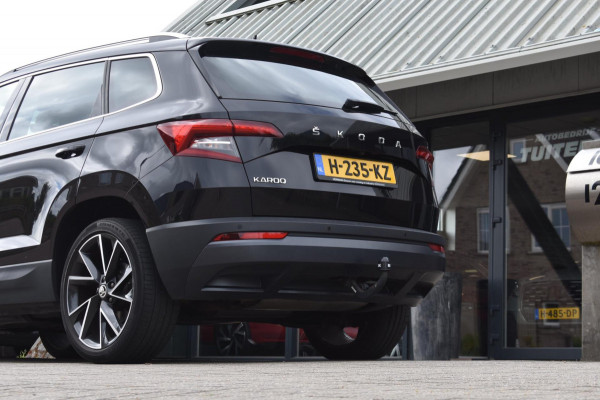 Škoda Karoq 1.5 TSI ACT | LEDER | TREKHAAK | CAMERA | APPLE CARPLAY | ANDROID AUTO | STOELVERWARMING | DEALER ONDERHOUDEN