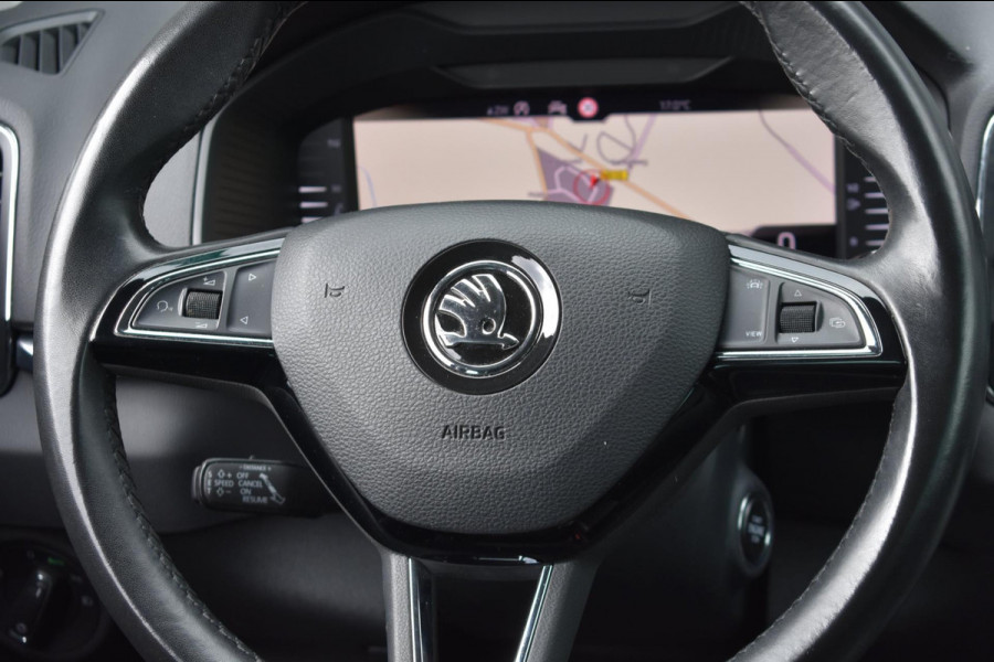 Škoda Karoq 1.5 TSI ACT | LEDER | TREKHAAK | CAMERA | APPLE CARPLAY | ANDROID AUTO | STOELVERWARMING | DEALER ONDERHOUDEN