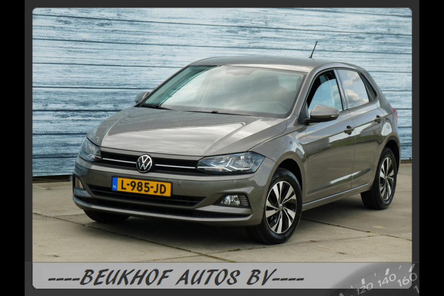 Volkswagen Polo 1.0 TSI Parkeersensor Carplay Navi Velgen