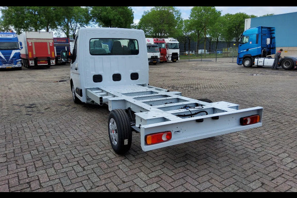 Renault Master E-TECH 87 KW FWD EL - NEW CHASSIS - WIELBASIS 4.22 METER - MC 558979