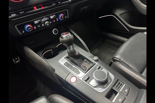 Audi A3 Sportback 2.5 TFSI RS3 quattro