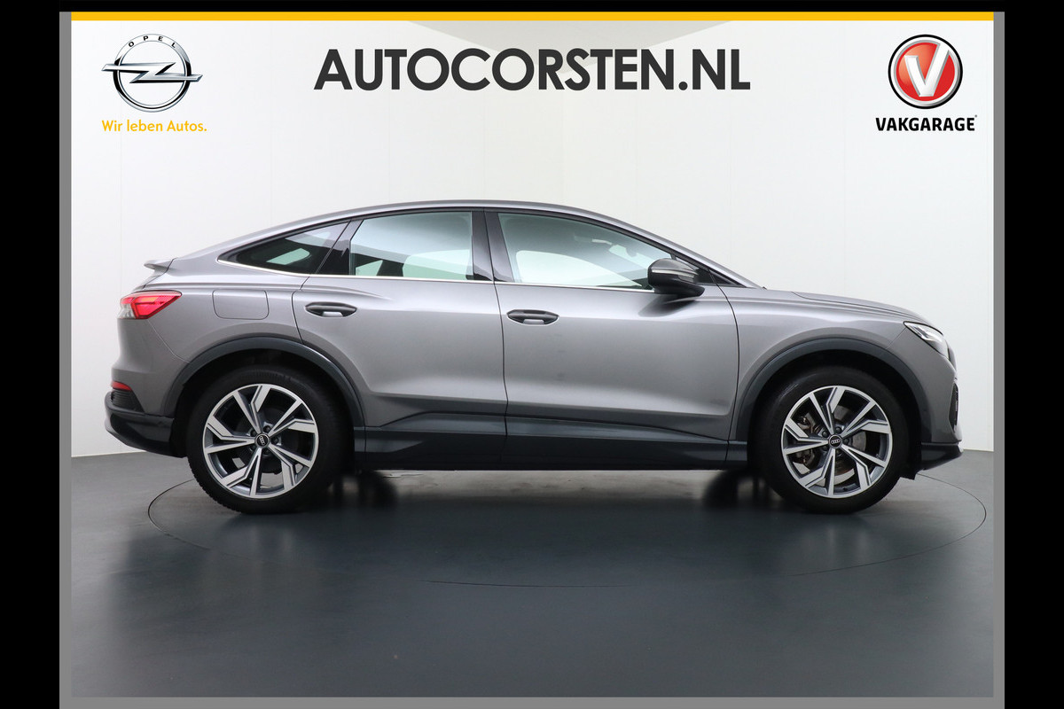 Audi Q4 Sportback e-tron 40 204pk 77kWh Adap.Cruise Sport-St. 20" Apple Carplay Android Camera Navi Matrix Led Elek.Achterklep Trekhaak Ecc Stoelverwarmi Audi sound system Assistentiepakketten-Parking/Tour/Plus 1e Eigenaar Origineel Nederlandse Auto 1.000kg trekvermogen € 63.000nieuw Audi Q4 Sportback e-tron 40 204pk 77kWh Adap.Cruise Sport-St. 20" Apple Carplay Android Camera Navi Matrix Led Elek.Achterklep Trekhaak Ecc Stoelverwarmi Audi sound system Assistentiepakketten-Parking/Tour/Plus 1e Eigenaar Origineel Nederlandse Auto 1.000kg trekvermogen € 63.000nieuw