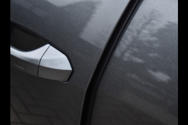 Audi Q8 STYLING + RS VELGEN ZWART 55TFSI e QUATTRO PRO LINE S COMPETITION | S-SEATS | PANORAMADAK | 4 WIEL BESTURING | B&O SOUND | HEAD-