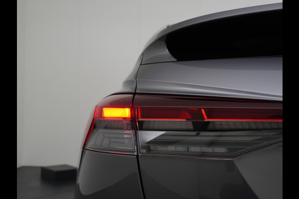 Audi Q4 e-tron 40 204pk 77kWh Adap.Cruise Sport-St. 20" Apple Carplay Android Camera Navi Matrix Led Elek.Achterklep Trekhaak Ecc Stoelverwarmi Audi sound system Assistentiepakketten-Parking/Tour/Plus 1e Eigenaar Origineel Nederlandse Auto 1.000kg trekvermogen € 63.000nieuw