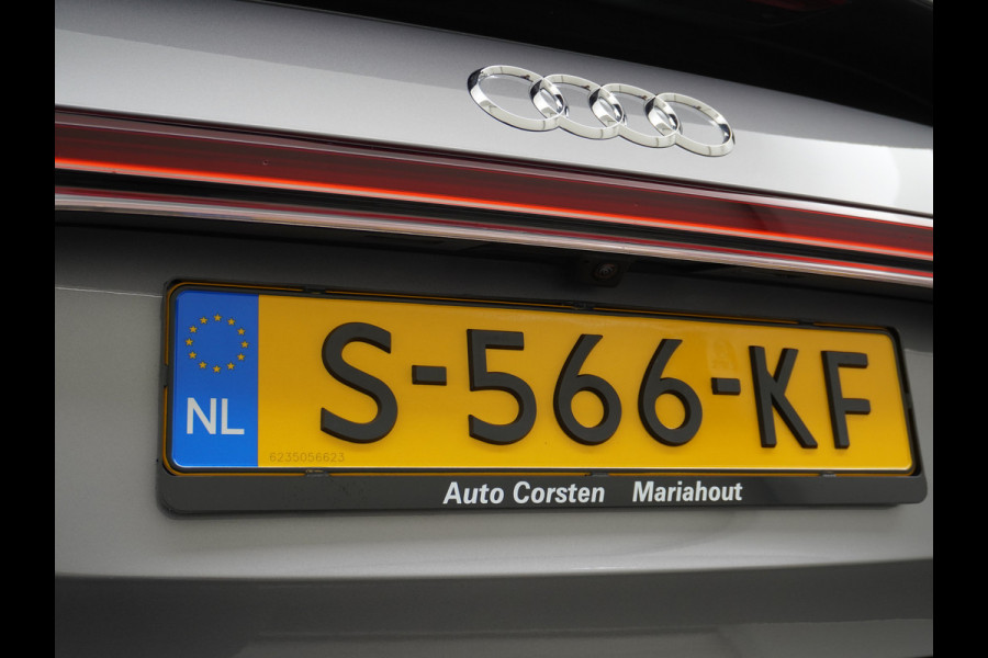 Audi Q4 e-tron 40 204pk 77kWh Adap.Cruise Sport-St. 20" Apple Carplay Android Camera Navi Matrix Led Elek.Achterklep Trekhaak Ecc Stoelverwarmi Audi sound system Assistentiepakketten-Parking/Tour/Plus 1e Eigenaar Origineel Nederlandse Auto 1.000kg trekvermogen € 63.000nieuw