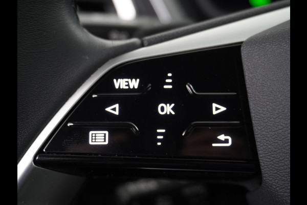Audi Q4 e-tron 40 204pk 77kWh Adap.Cruise Sport-St. 20" Apple Carplay Android Camera Navi Matrix Led Elek.Achterklep Trekhaak Ecc Stoelverwarmi Audi sound system Assistentiepakketten-Parking/Tour/Plus 1e Eigenaar Origineel Nederlandse Auto 1.000kg trekvermogen € 63.000nieuw