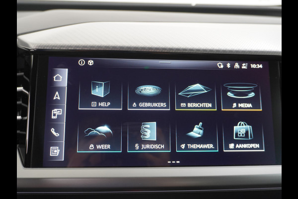 Audi Q4 e-tron 40 204pk 77kWh Adap.Cruise Sport-St. 20" Apple Carplay Android Camera Navi Matrix Led Elek.Achterklep Trekhaak Ecc Stoelverwarmi Audi sound system Assistentiepakketten-Parking/Tour/Plus 1e Eigenaar Origineel Nederlandse Auto 1.000kg trekvermogen € 63.000nieuw