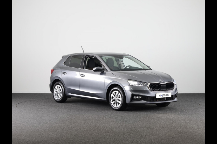 Škoda Fabia 1.0 TSI Business Edition 95 pk | Verlengde garantie | Navigatie via App | Parkeersensoren achter | Cruise control | Autom. airco | Stoelverwarming |