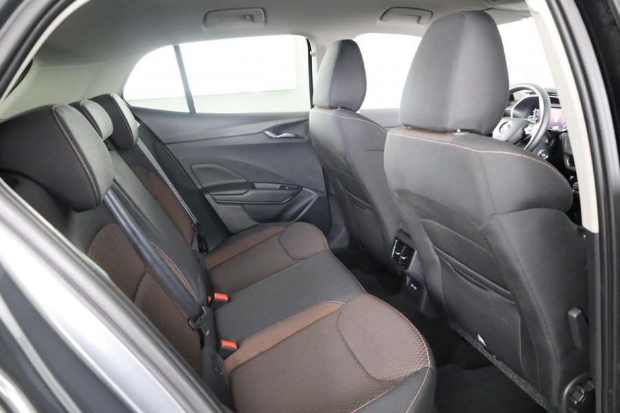 Škoda Fabia 1.0 TSI Business Edition 95 pk | Verlengde garantie | Navigatie via App | Parkeersensoren achter | Cruise control | Autom. airco | Stoelverwarming |
