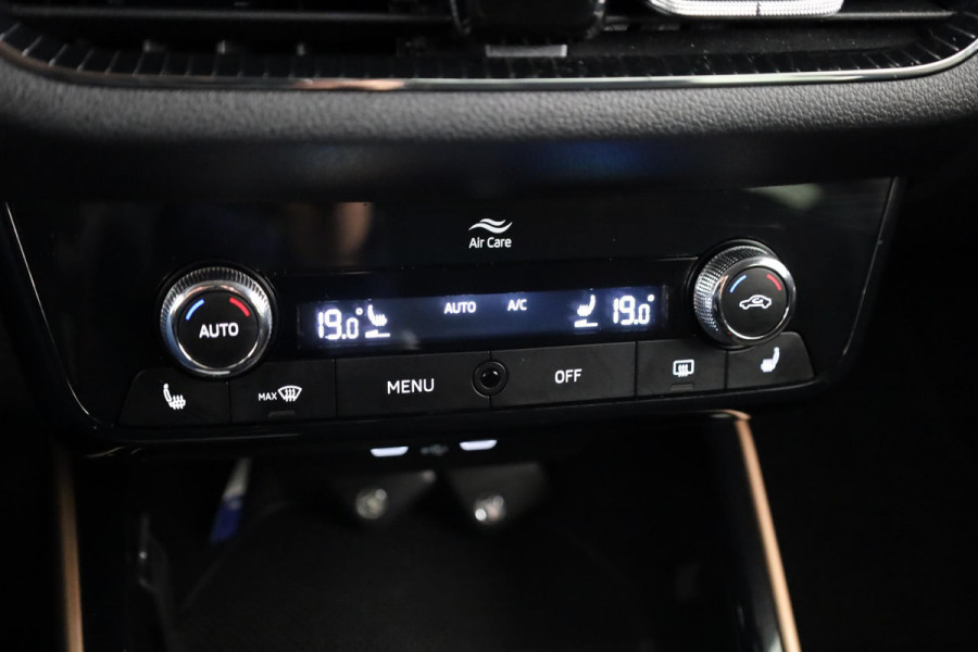 Škoda Fabia 1.0 TSI Business Edition 95 pk | Verlengde garantie | Navigatie via App | Parkeersensoren achter | Cruise control | Autom. airco | Stoelverwarming |