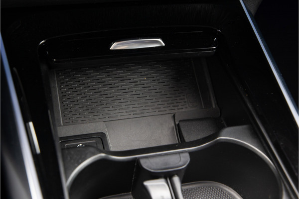 Mercedes-Benz GLA 250 e AMG Line, Key-Less, Hybrid, Nightpakket 2024