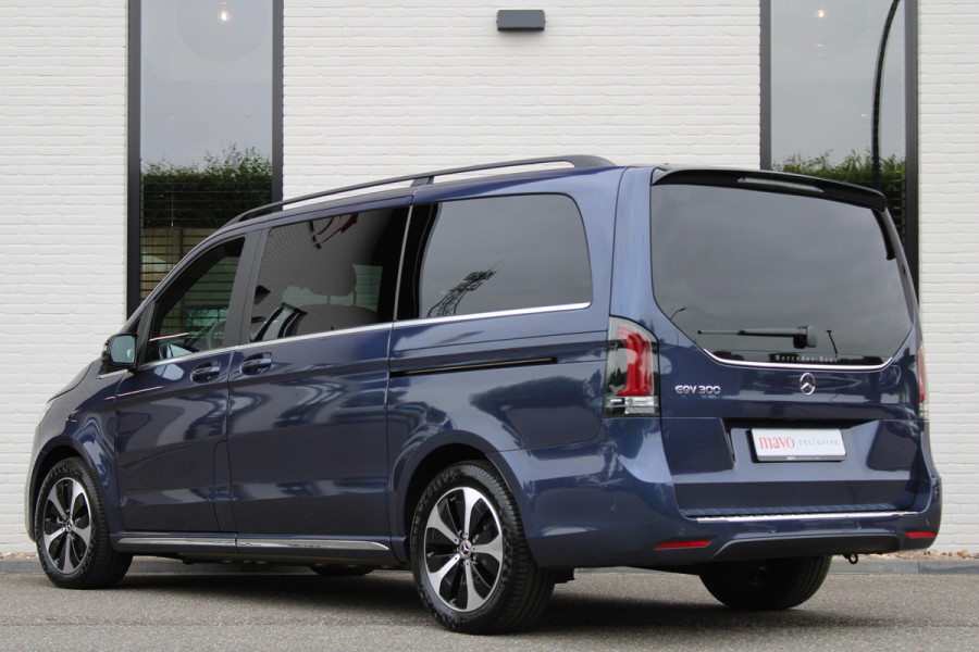 Mercedes-Benz Eqv 300 L2 / AMG / New Model / 7/8-Persoons / Luchtvering / Led / Electr Stoelen / Vol Opties / NIEUW!!