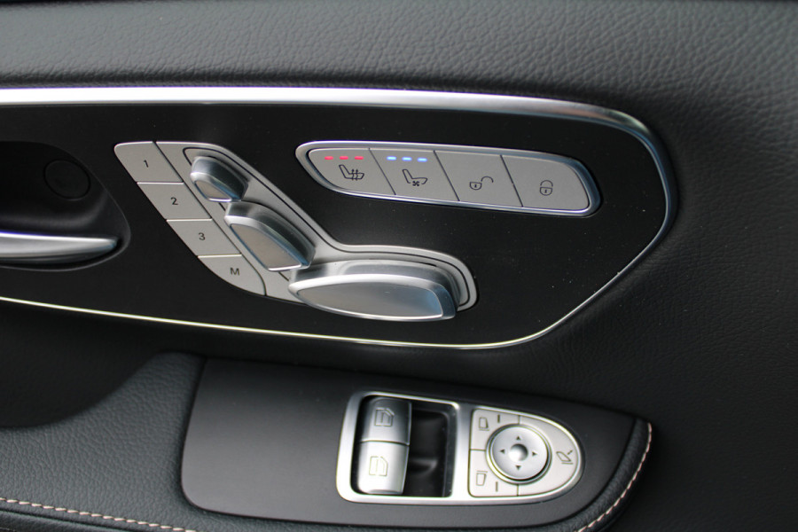 Mercedes-Benz Eqv 300 L2 / AMG / New Model / 7/8-Persoons / Luchtvering / Led / Electr Stoelen / Vol Opties / NIEUW!!
