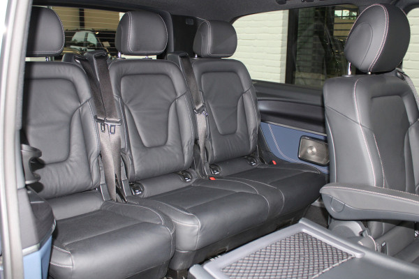 Mercedes-Benz Eqv 300 L2 / AMG / New Model / 7/8-Persoons / Luchtvering / Led / Electr Stoelen / Vol Opties / NIEUW!!