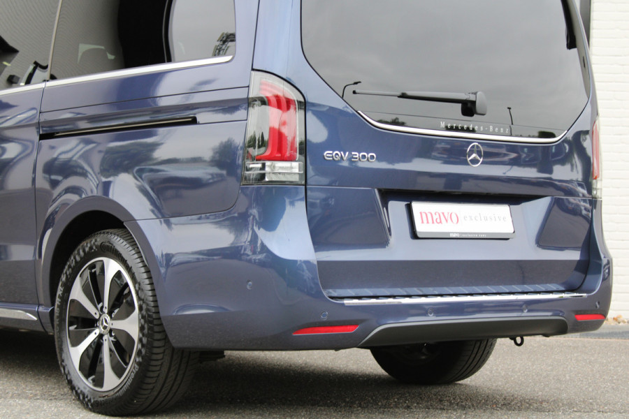 Mercedes-Benz Eqv 300 L2 / AMG / New Model / 7/8-Persoons / Luchtvering / Led / Electr Stoelen / Vol Opties / NIEUW!!