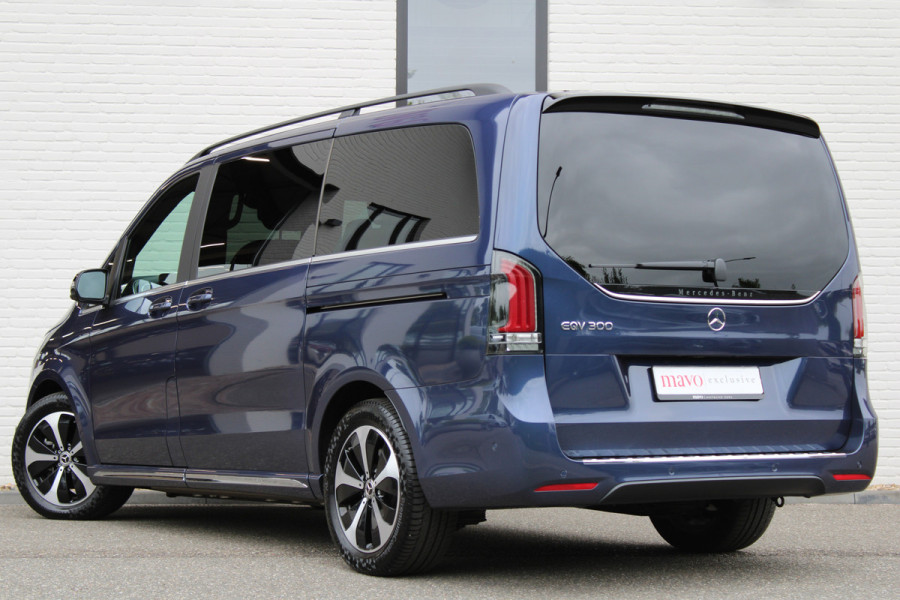 Mercedes-Benz Eqv 300 L2 / AMG / New Model / 7/8-Persoons / Luchtvering / Led / Electr Stoelen / Vol Opties / NIEUW!!