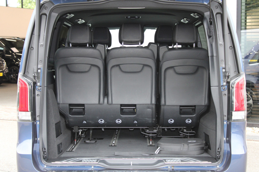 Mercedes-Benz Eqv 300 L2 / AMG / New Model / 7/8-Persoons / Luchtvering / Led / Electr Stoelen / Vol Opties / NIEUW!!